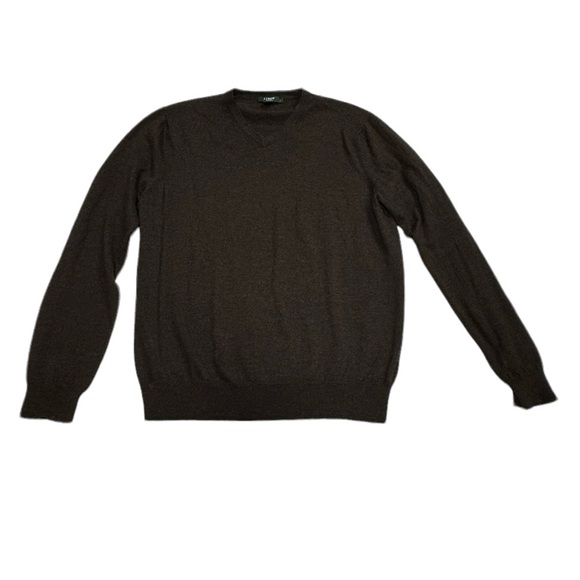 J. Crew size large dark brown color 100% Merino wool comfortable fabric sweater.